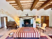 Umbrian Paradise Contains 5 Bedrooms with Private Pool and Stunning Views - Airport Shuttle