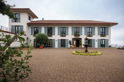 Black Walnut Inn & Vineyard Hotel di 