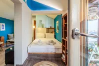 Chic Loft with Roof Garden and Panoramic View! - 2-Star