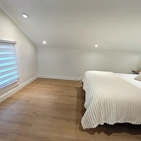 Renovated Ravine Cottage | Walk to Beach | Sleeps 8 | A/C, BBQ, & Firepit