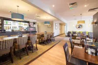 Premier Inn Cambridge East (Newmarket Road) - parkir