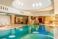Coral Beach Hotel & Resort Cyprus - Beach