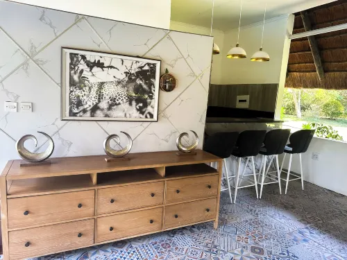 Sunbirds Chobe Hotel - Homestays