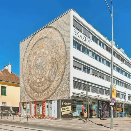 Limehome Vienna Schönbrunn Отели рядом с достопримечательностью «Дворец Шëнбрунн»
