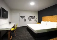 Stay Rio Tijuana Hotel - 2-Star