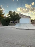right off I-25 freeway - Wifi