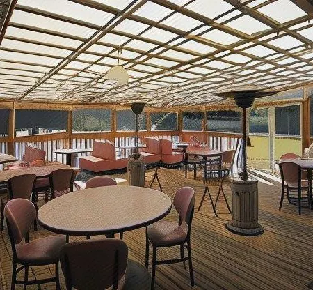 Hamilton Village Inn