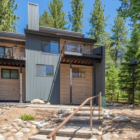 Alpenglow Loft 2 Bedroom Condo