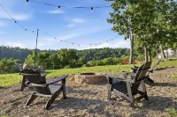 Hot Tub Dome with Epic Ridge Views- Sunrise Summit - Boutique