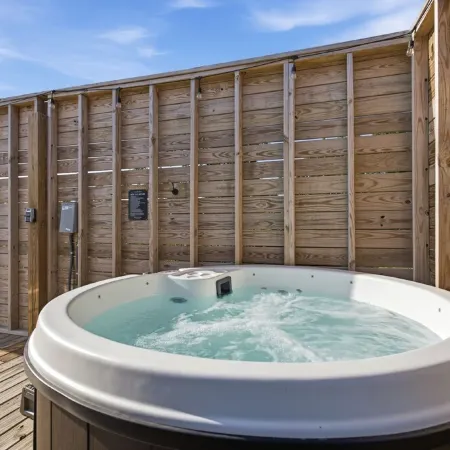 Hot Tub Dome with Epic Ridge Views- Hickory Heights