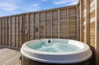 Hot Tub Dome with Epic Ridge Views- Hickory Heights - Boutique
