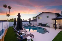 Heated Pool Hot Tub Game Room Sport Court - Jacuzzi