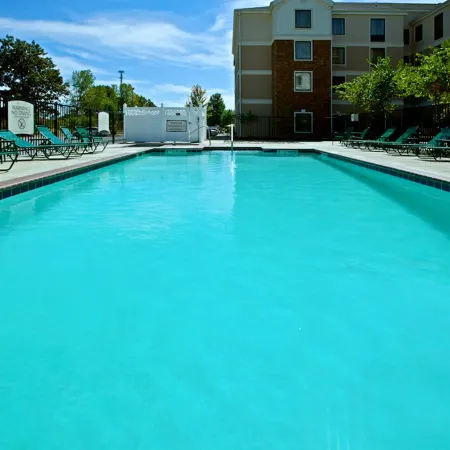 Staybridge Suites INDIANAPOLIS-AIRPORT by IHG