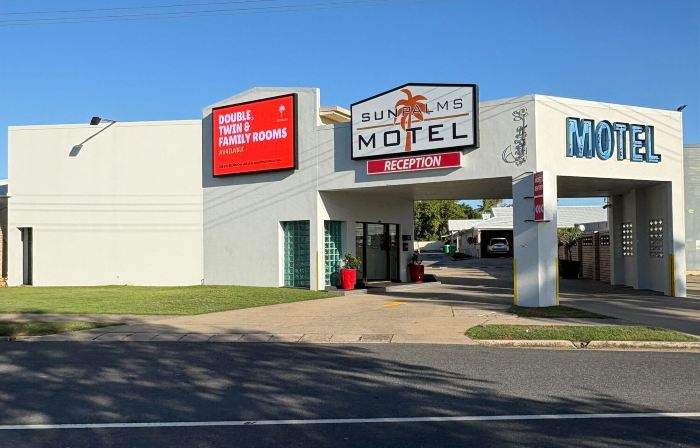 Sun Palms Motel