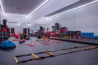 Wine & Books by the Sea, Algarve Resort - Gym