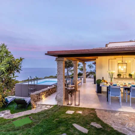 Villa la Bella in Ottiolu Hotels in Budoni