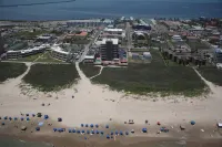 Padre South Hotel on the Beach - Beach
