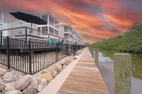Hunters Point Resort and Marina Mainsail - Private Pool