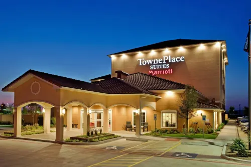 TownePlace Suites Midland - Pool