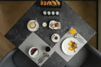 View Place & Spa - servizio colazione