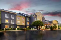 Fairfield Inn & Suites Warner Robins - 3-Star