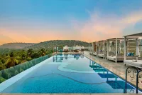 Renaissance Goa Hotel - Pools