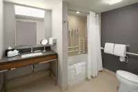 Courtyard by Marriott Seattle Bellevue/Downtown - 3-Star