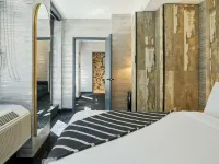 ذا فيدي هوتل Hotels near مدينة باتَري بارك
