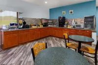 Days Inn by Wyndham Mankato - breakfast