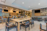 DoubleTree by Hilton Birmingham Perimeter Park - bar