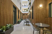 La Falconeria Hotel - บริการรถรับส่ง