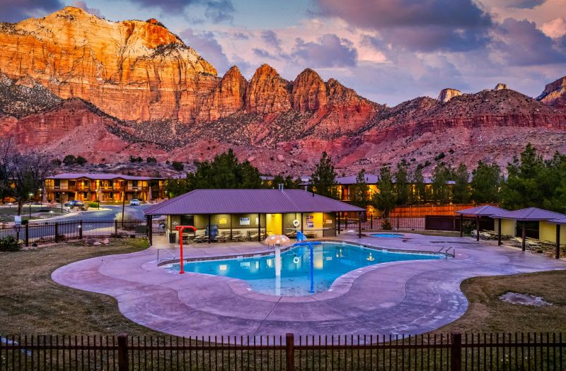 The Red Cliffs Lodge Zion, a Tribute Portfolio Hotel photo 2