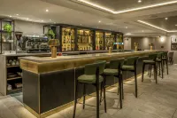 Hilton London Watford - bar