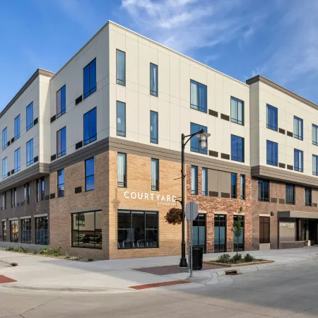 Courtyard Owatonna Downtown