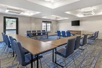 智選假日套房飯店道格拉斯 by IHG - 停車場