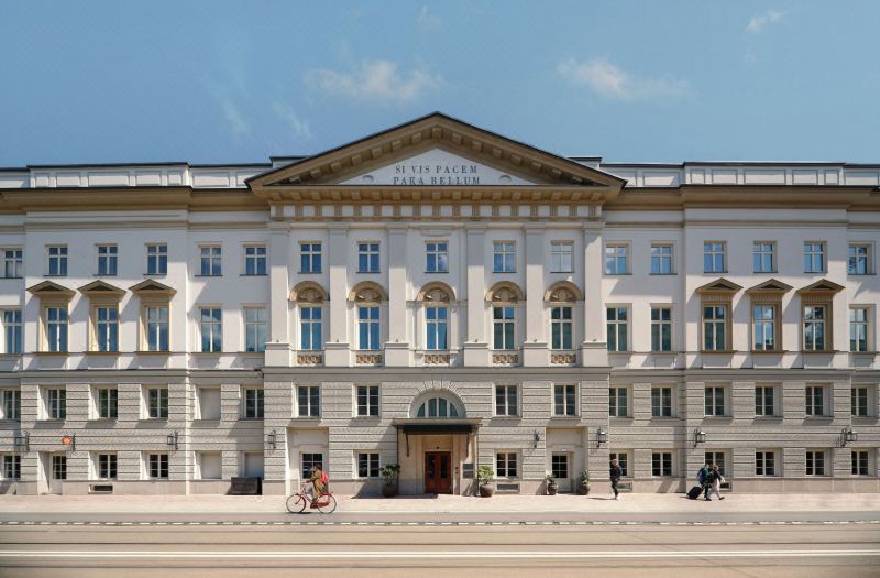 Stradom House, Autograph Collection
