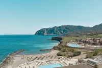 Ella Rocrita - Swimmingpools