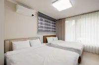 Gurye Noah Pension - 3-Star