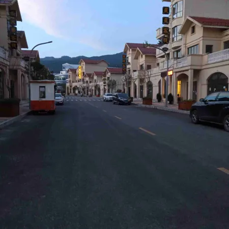 Pingtang Xinglong Inn