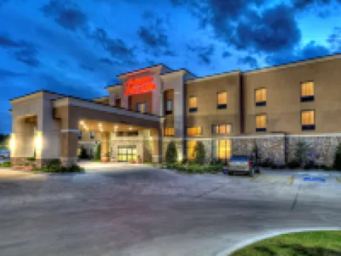 Hampton Inn & Suites Ada Hotels in Ada