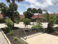 Island Sun Inn & Suites - Venice, Florida Historic Downtown & Beach Getaway Hotels in Venice
