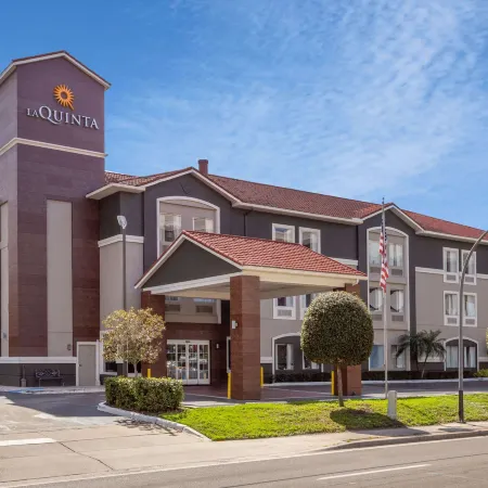 La Quinta Inn & Suites by Wyndham - Tampa South