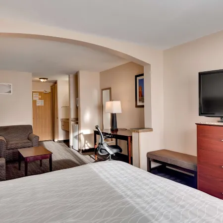 Best Western Plus Gateway Inn Suites