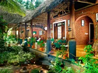 索瑪帝蘭阿育吠陀別墅 Kovalam Beach附近的飯店