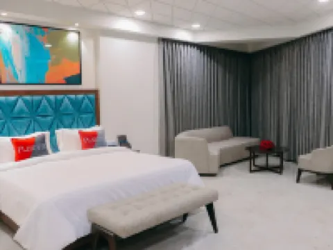 Playotel Premier Guna Hotels in Guna