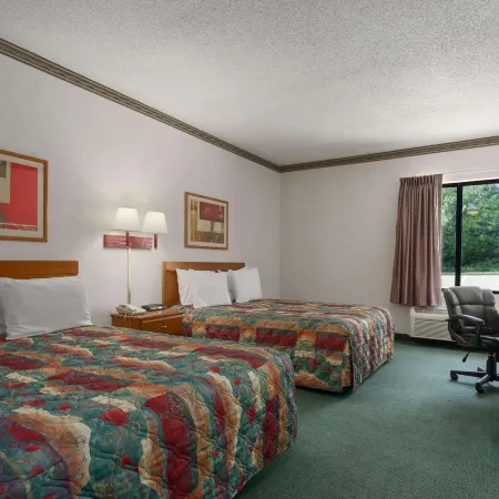 Days Inn by Wyndham Jefferson City