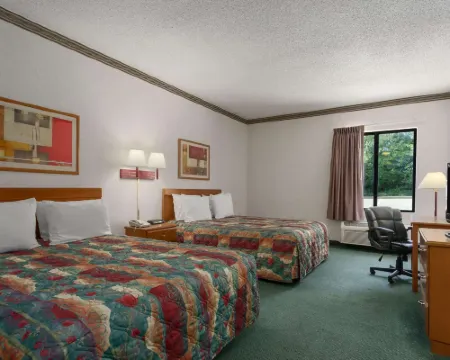 Days Inn by Wyndham Jefferson City Hotels in Cole County