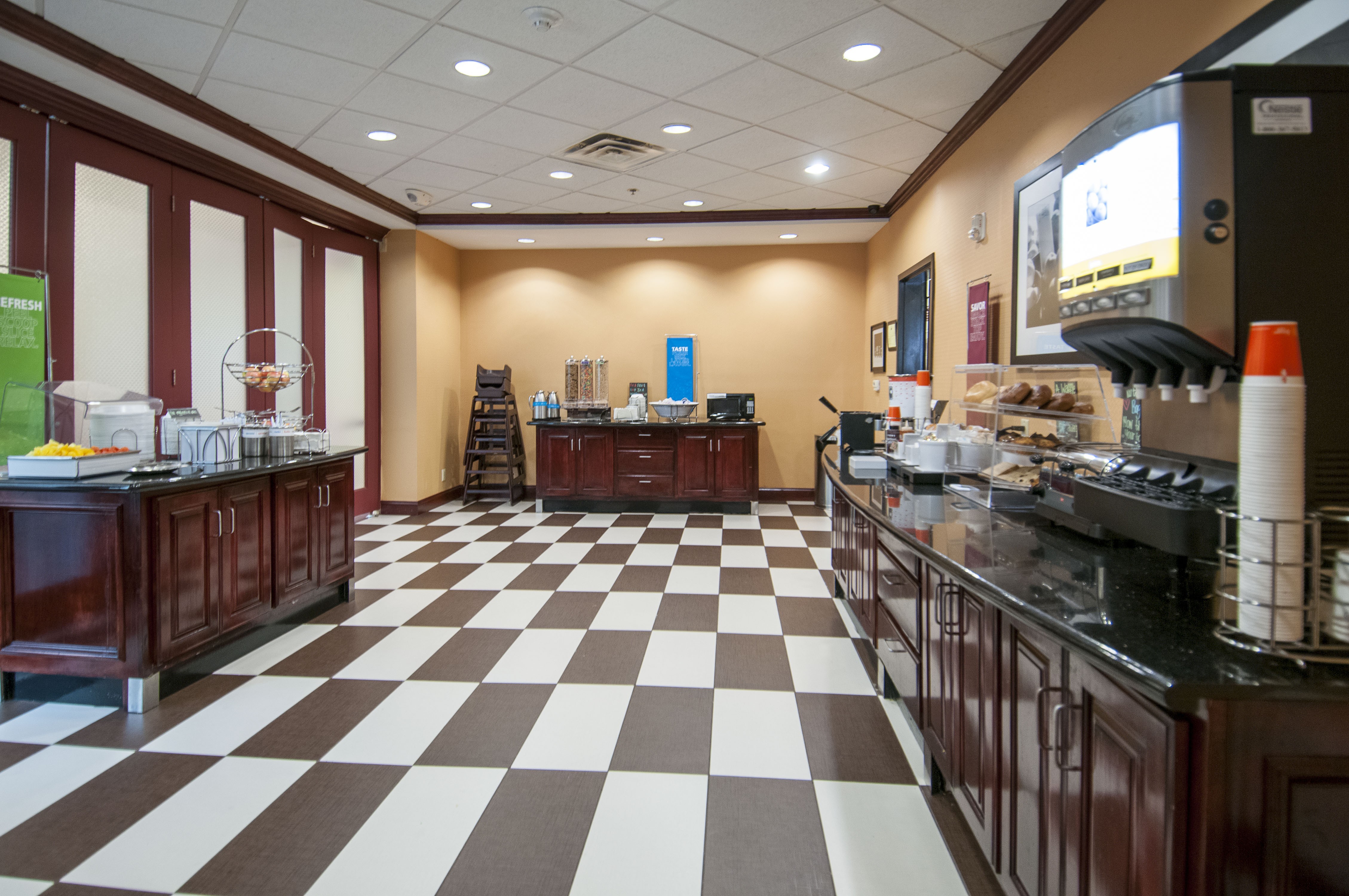 Hampton Inn and Suites Waxahachie