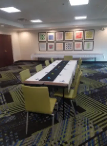 Holiday Inn Express & Suites KINGSPORT-MEADOWVIEW I-26 by IHG