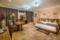 Midindi Hotel